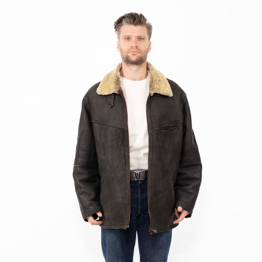 Vintage 90's Men Sheepskin Coat in BlackZ2565