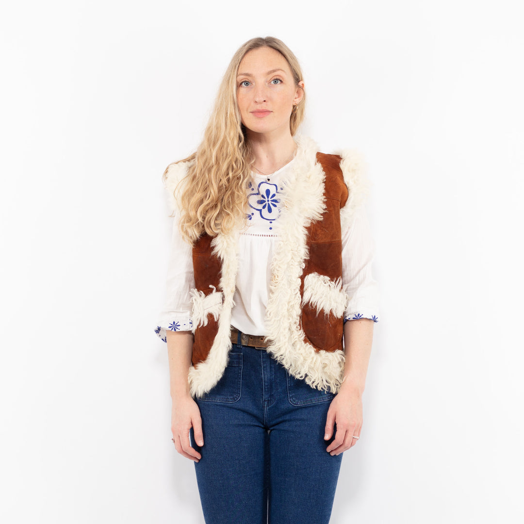Vintage 90's Women Sheepskin Vest in BrownA1023
