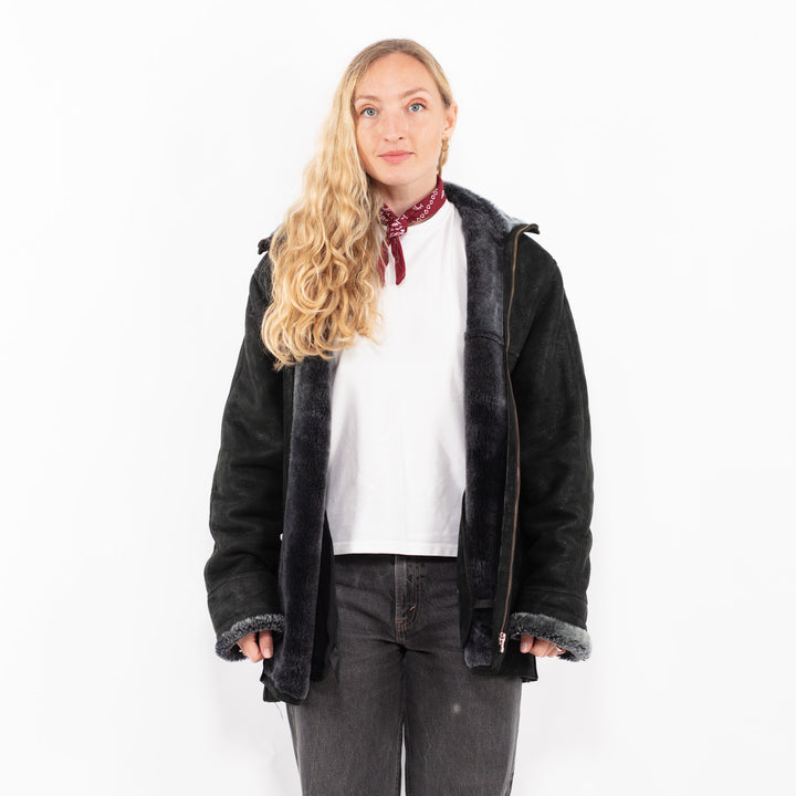 Vintage 90's Women Sheepskin Jacket in BlackA0639