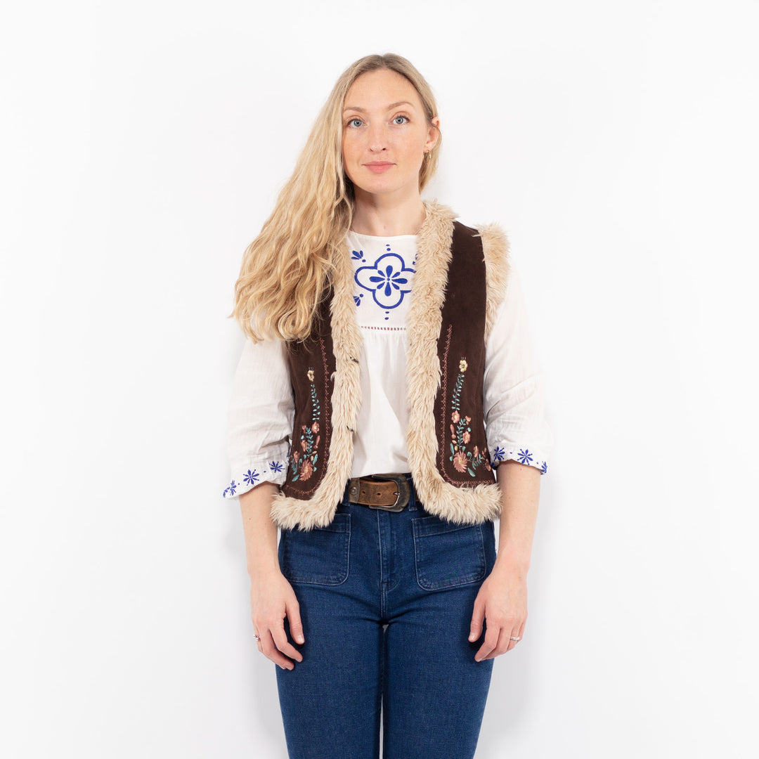 Vintage 00's Women Faux Sheepskin Vest in BrownA1026