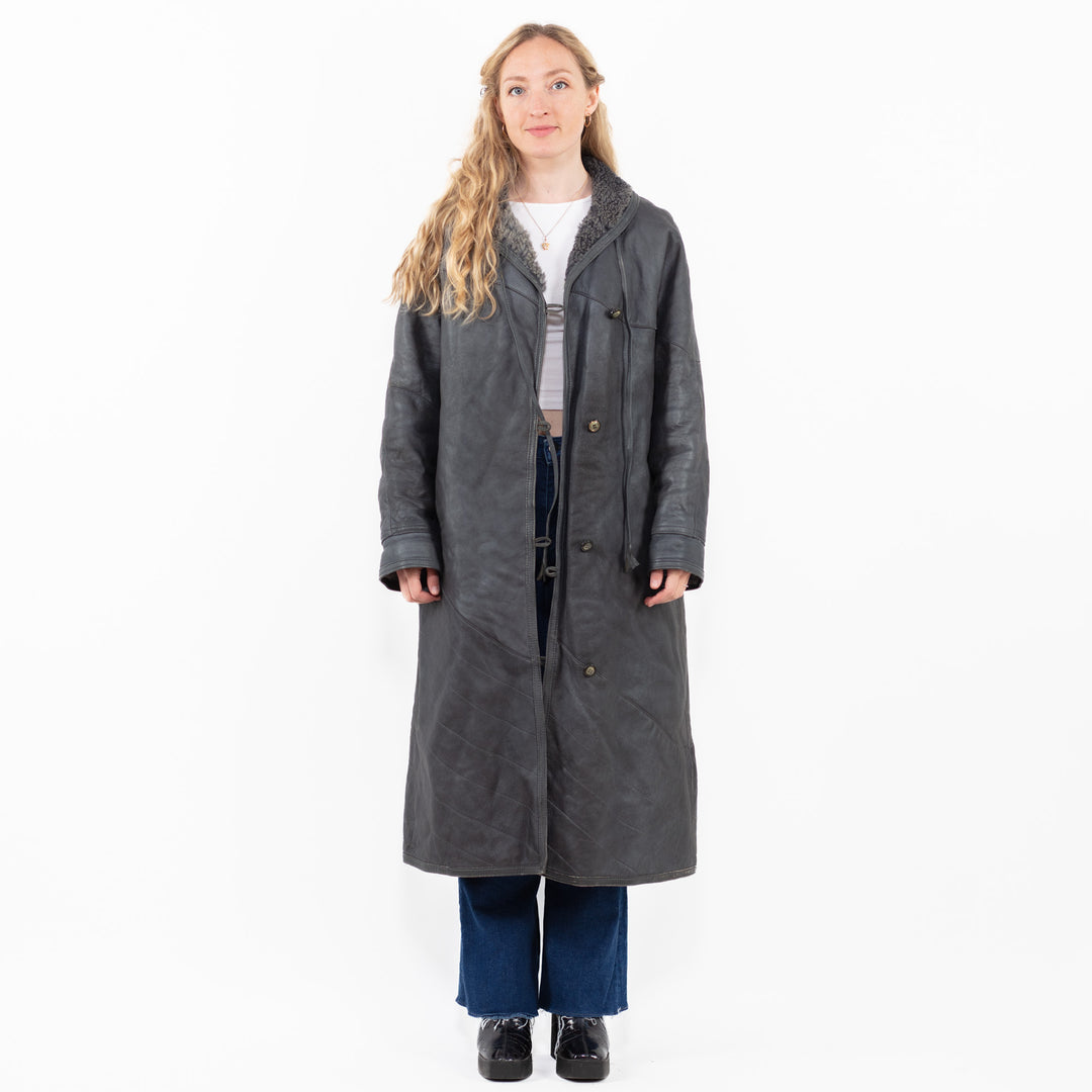 Vintage 80's Women Sheepskin Coat in GrayV9994