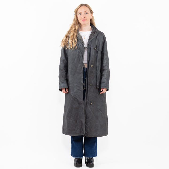 Vintage 80's Women Sheepskin Coat in GrayV9994