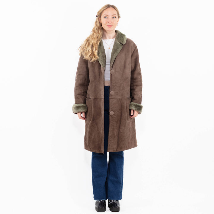 Vintage 70's Women Sheepskin Coat in Brown
