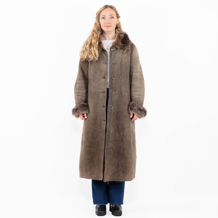 Vintage 80's Women Sheepskin Coat in Beige