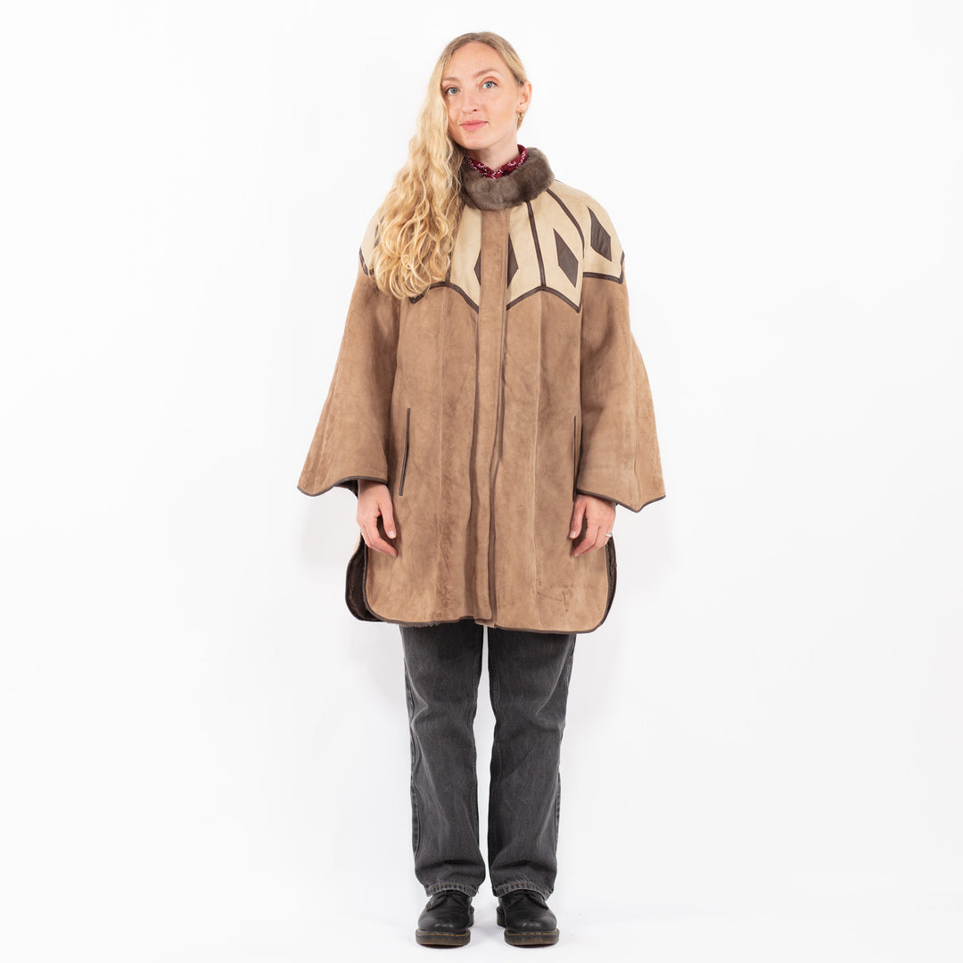 Vintage 80's Women Sheepskin Coat in BeigeA0649