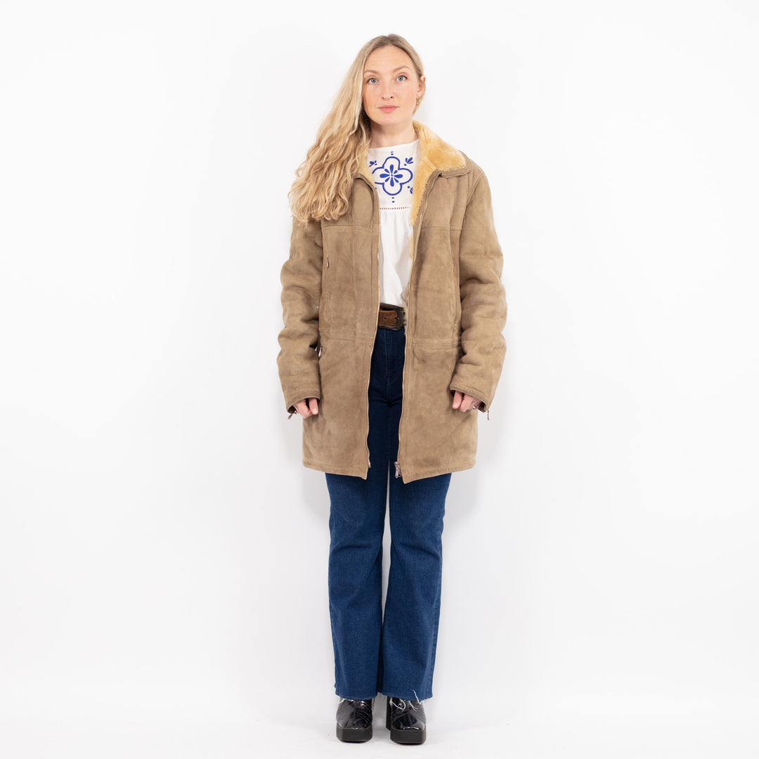 Vintage 90's Women Sheepskin Coat in BeigeA1038