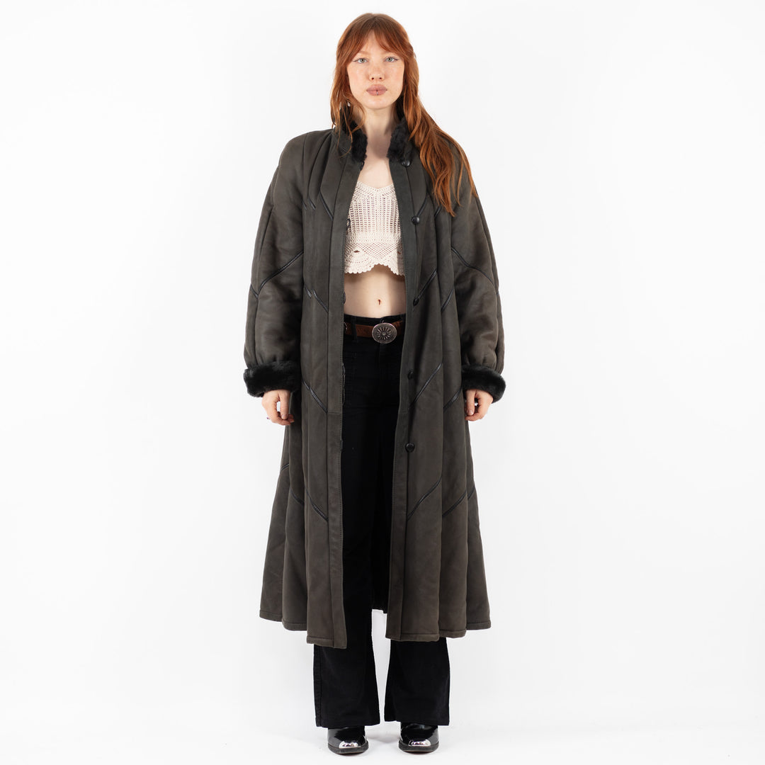 Vintage 70's Women Sheepskin Coat in GrayV9807