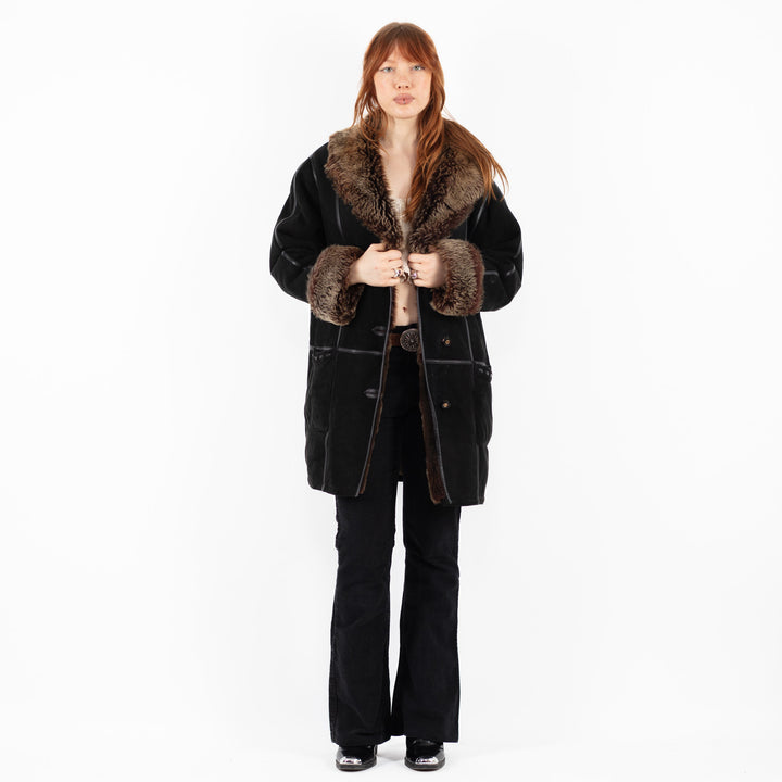Vintage 90's Women Sheepskin Shearling Coat in BlackV9808