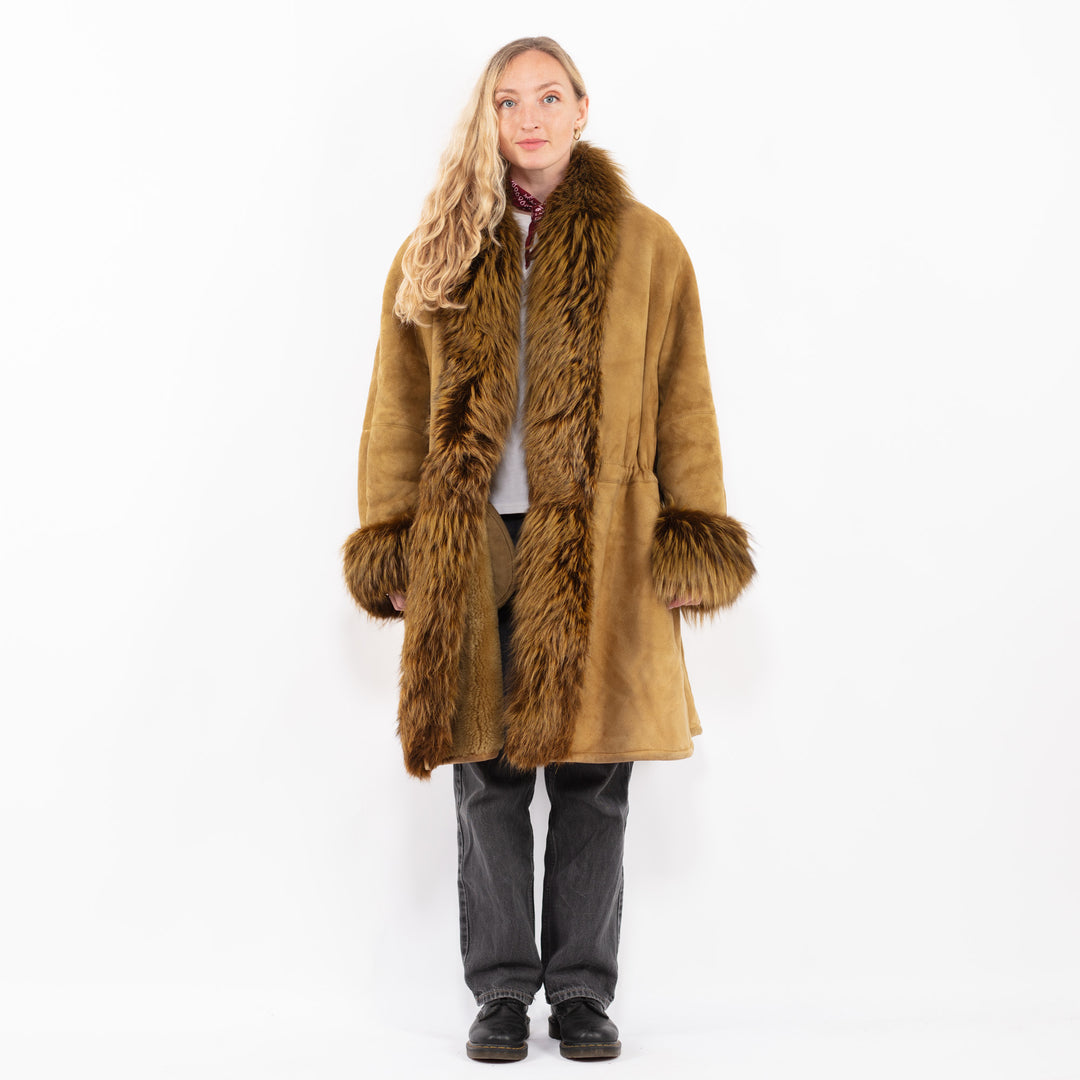 Vintage 70's Women Sheepskin Coat in BrownA0657