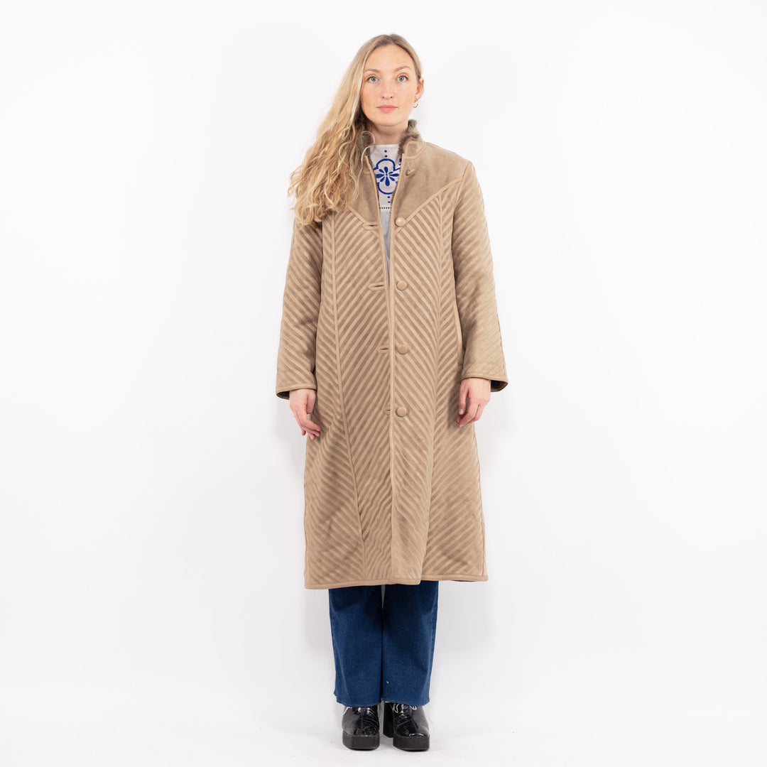 Vintage 80's Women Sheepskin Coat in BeigeA1043