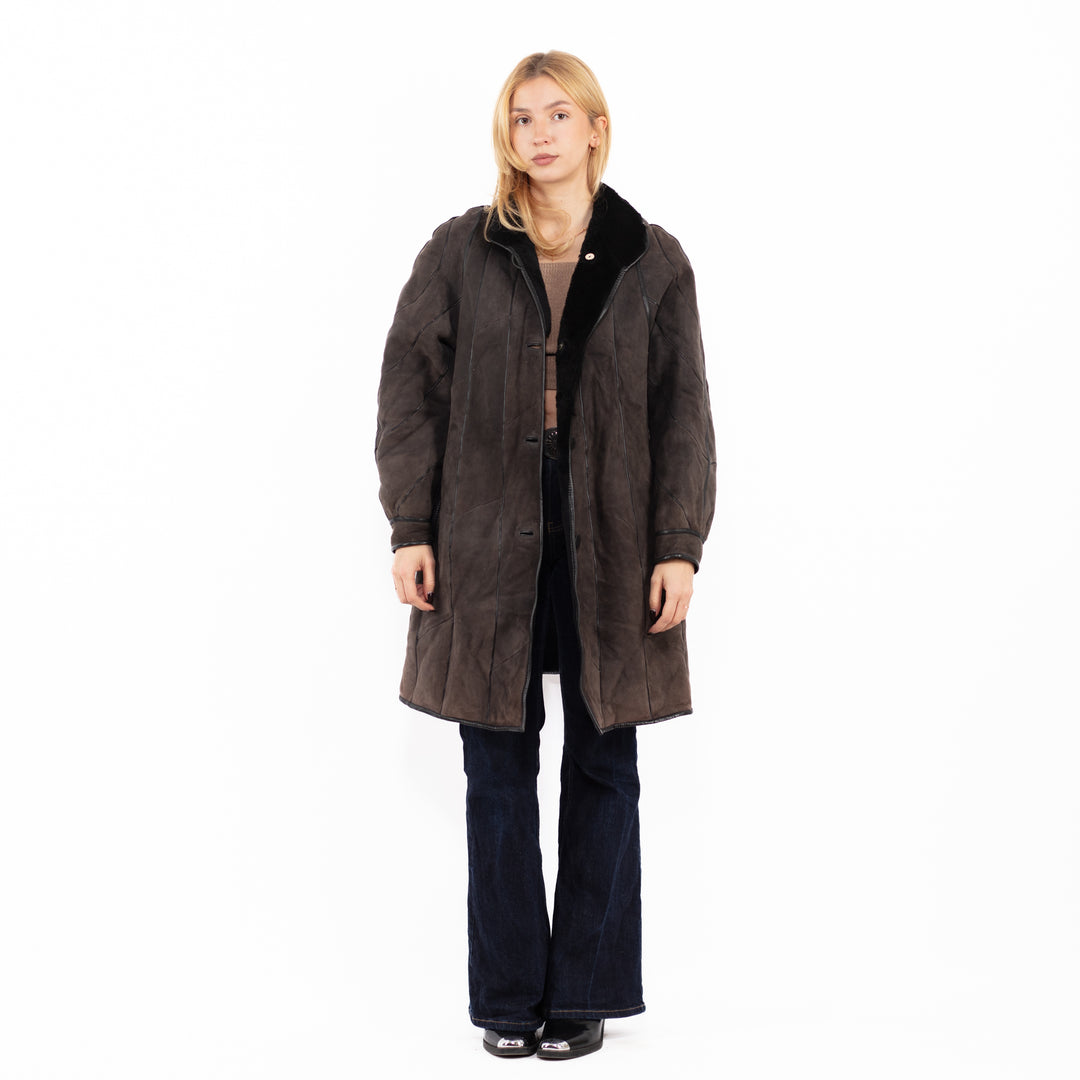 Vintage 80's Women Sheepskin Coat in Faded gray