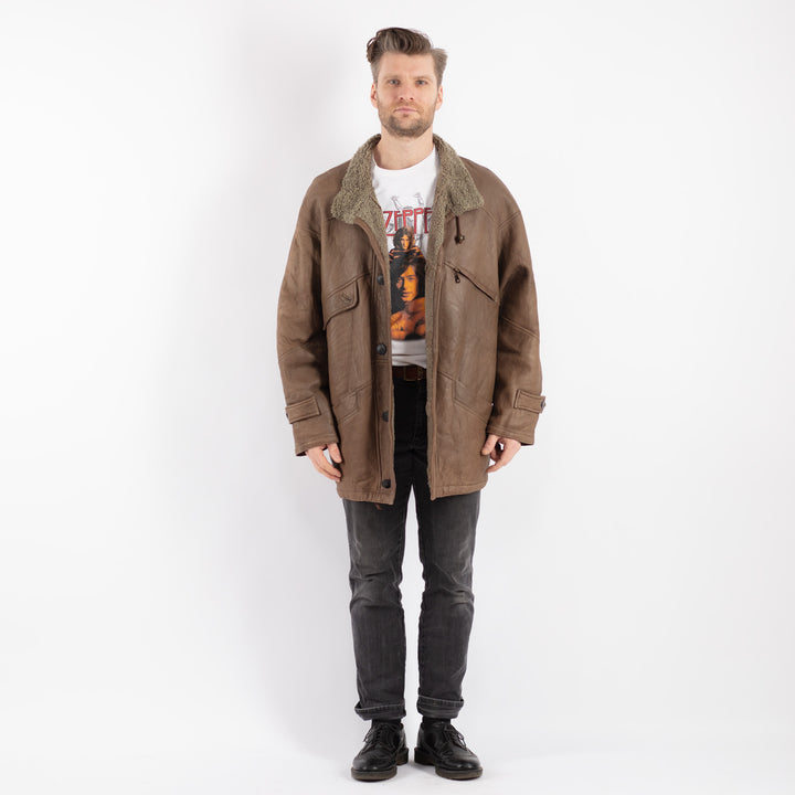 Vintage 90's Men Sheepskin Coat in BrownZ452