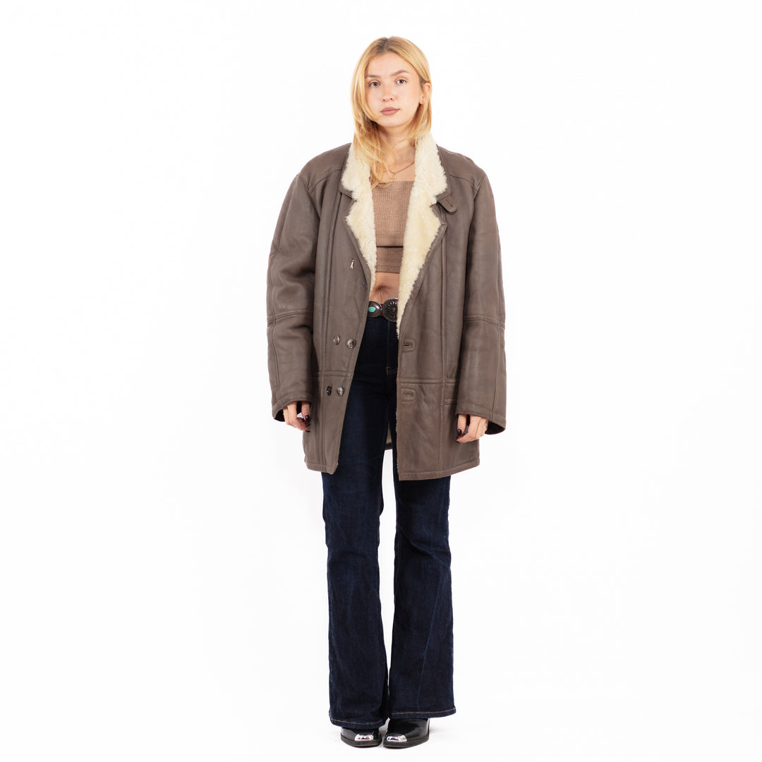 Vintage 80's Women Sheepskin Coat in Brown