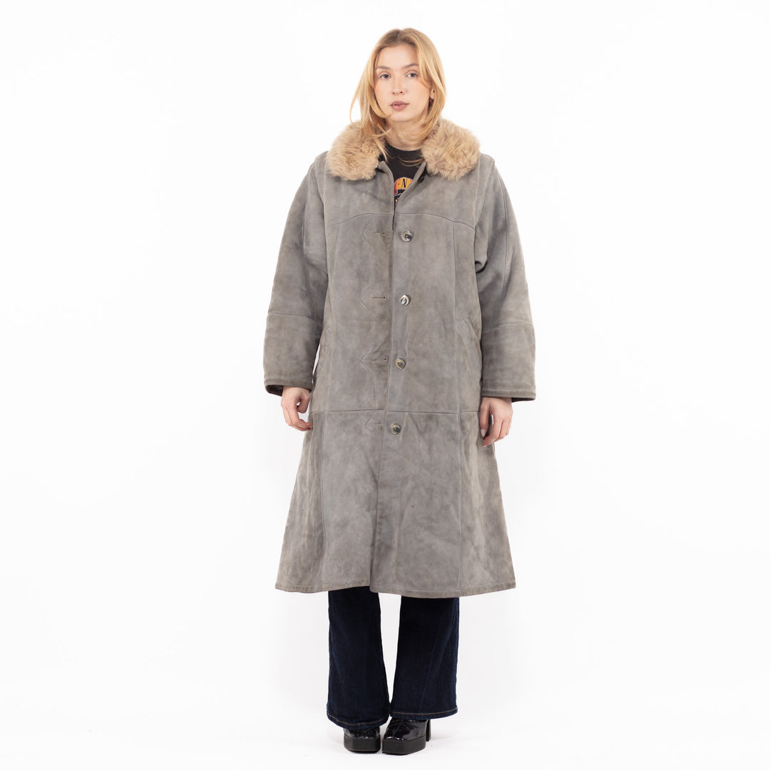 Vintage 90's Women Sheepskin Coat in Gray