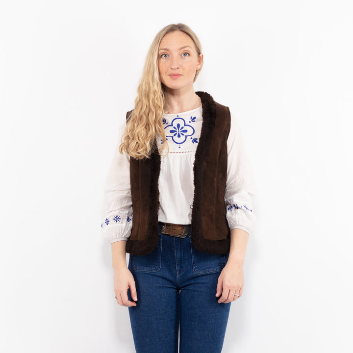 Vintage 90's Women Sheepskin Vest in Brown