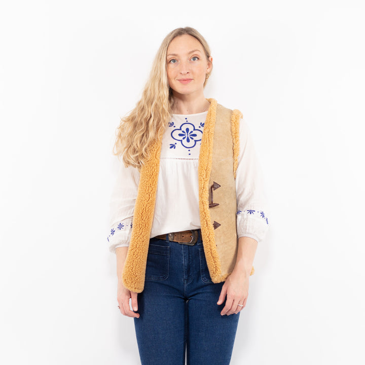 Vintage 70's Women Sheepskin Vest in BeigeA1049