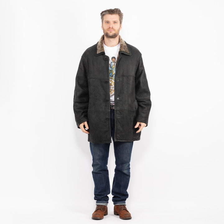 Vintage 90's Men Sheepskin Coat in BlackZ2716