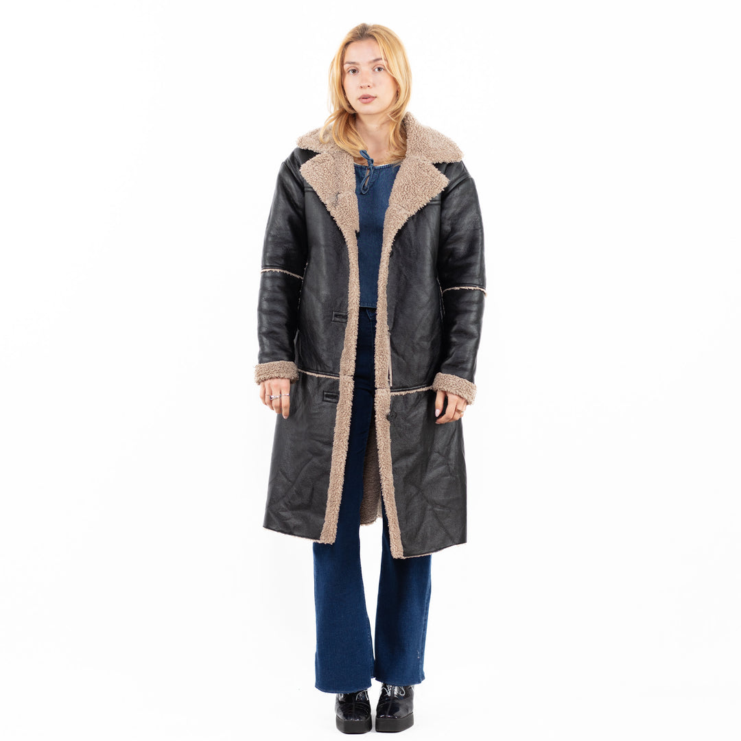 Vintage 00's Women Sheepskin Coat in BlackA0112