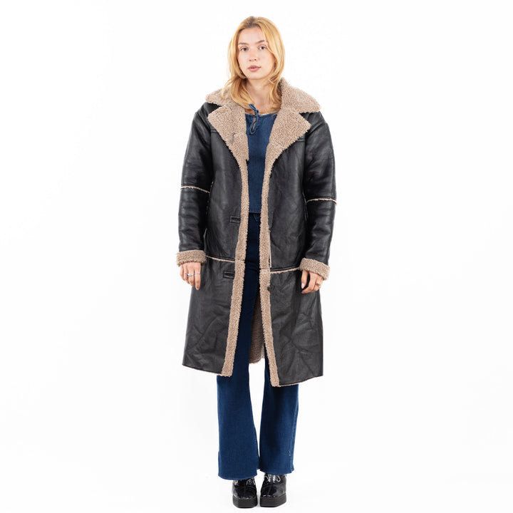 Vintage 00's Women Sheepskin Coat in BlackA0112