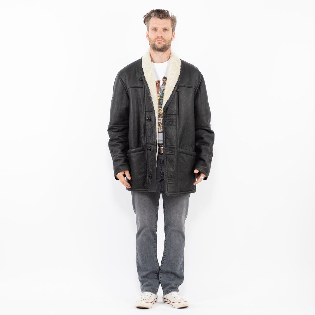 Vintage 90's Men Sheepskin Coat in BlackZ1989