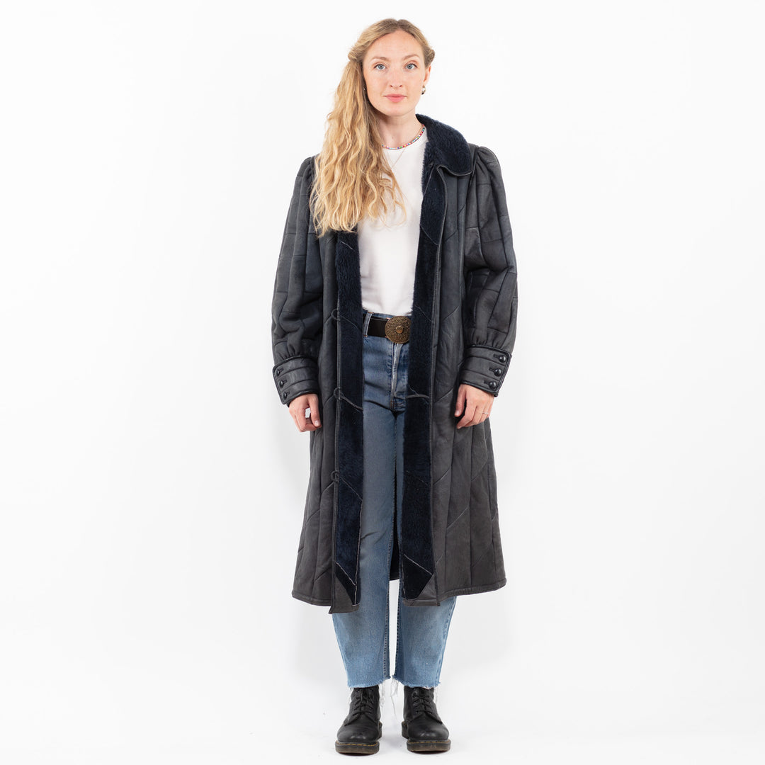 Vintage 90's Women Sheepskin Coat in GrayA0323