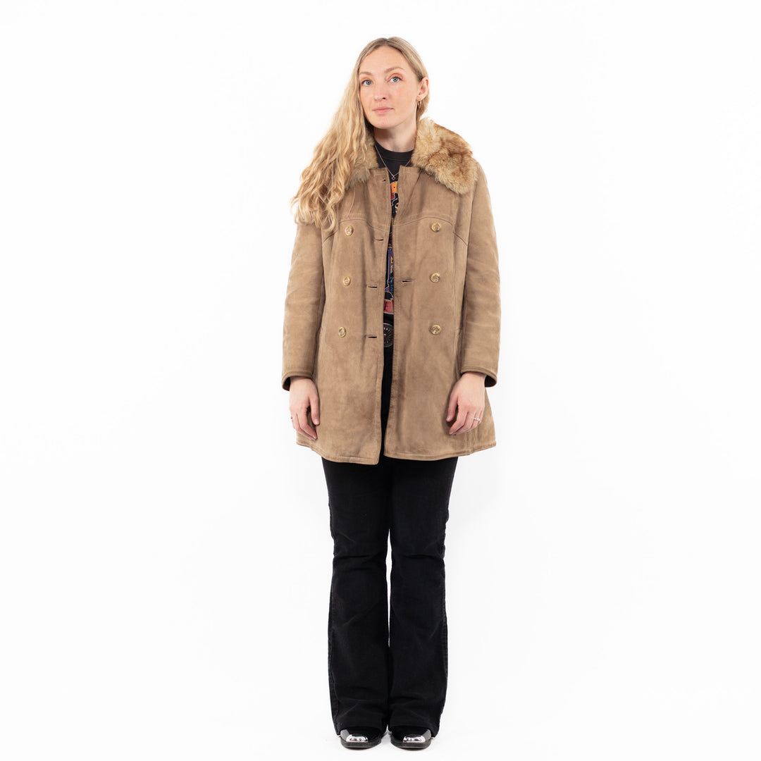 Vintage 70's Women Sheepskin Coat in BeigeA0955