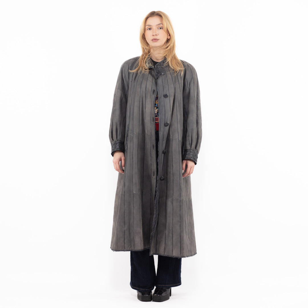 Vintage 80's Women Sheepskin Coat in Gray
