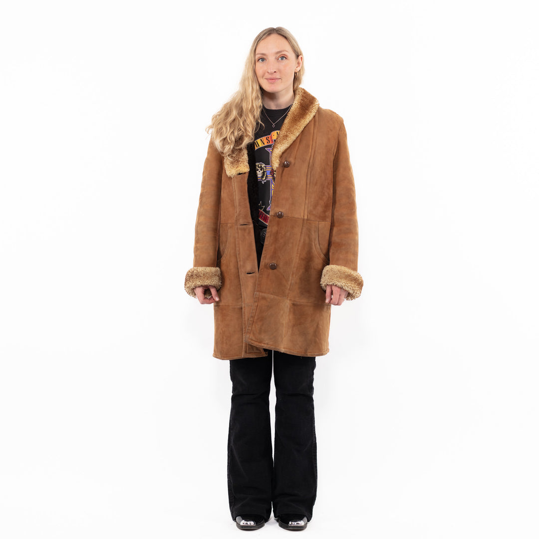 Vintage 70's Women Sheepskin Coat in BrownA0960