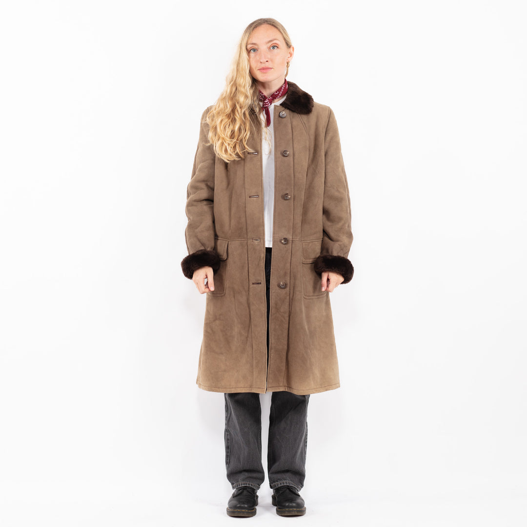 Vintage 70's Women Sheepskin Coat in BeigeA0678