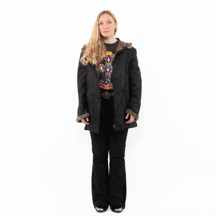 Vintage 90's Women Sheepskin Coat in BlackA0969