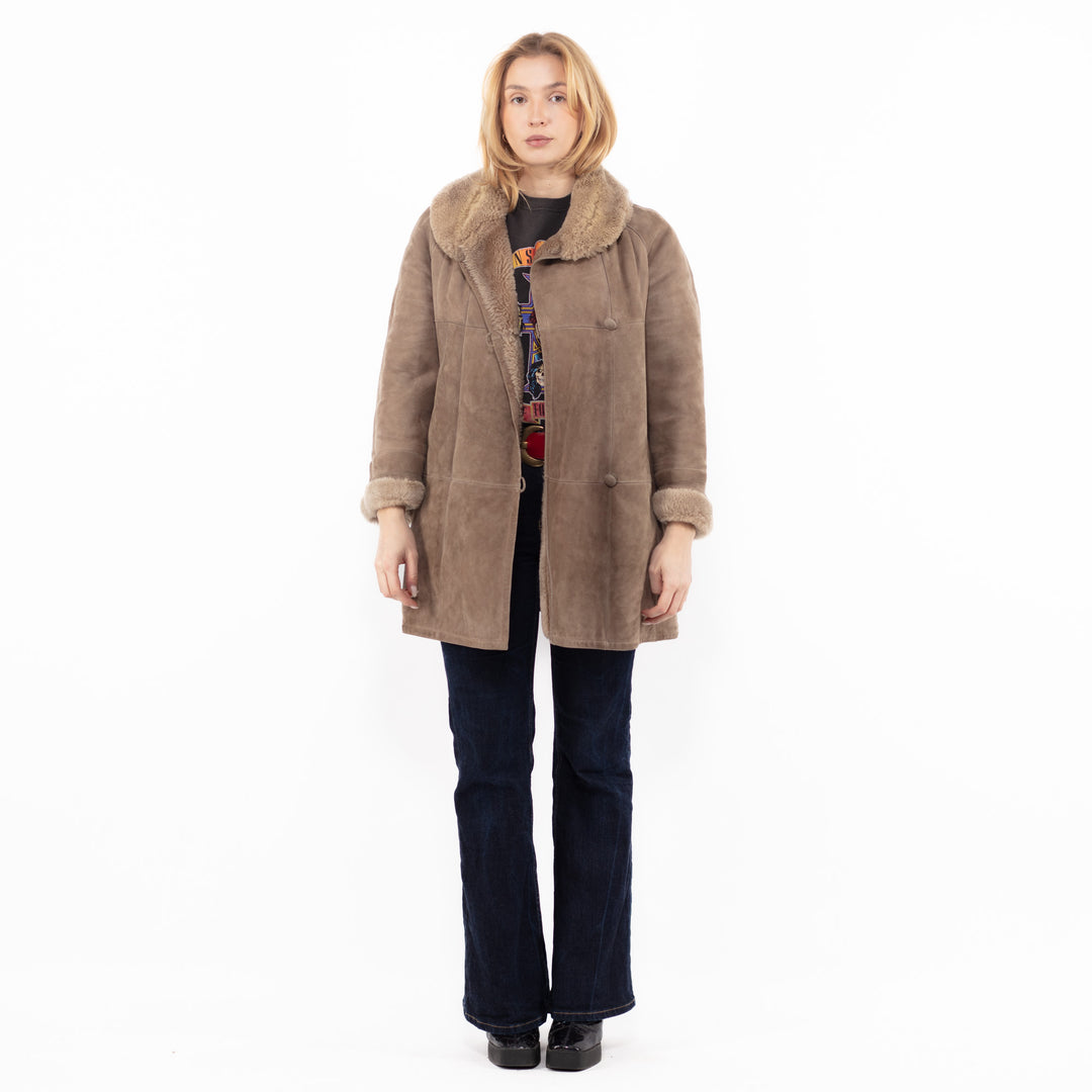 Vintage 90's Women Sheepskin Coat in BeigeA1174