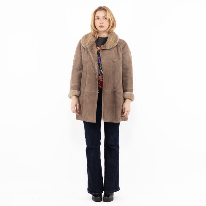 Vintage 90's Women Sheepskin Coat in BeigeA1174