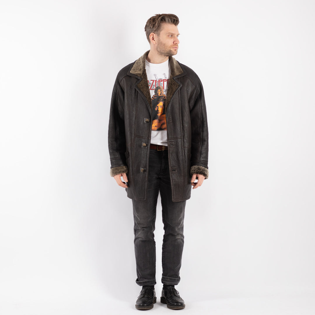 Vintage 90's Men Sheepskin Coat in BlackZ470