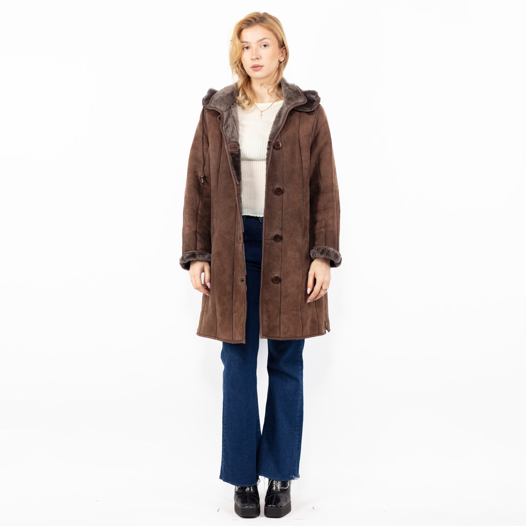 Vintage 90's Women Hooded Sheepskin Coat in Brown