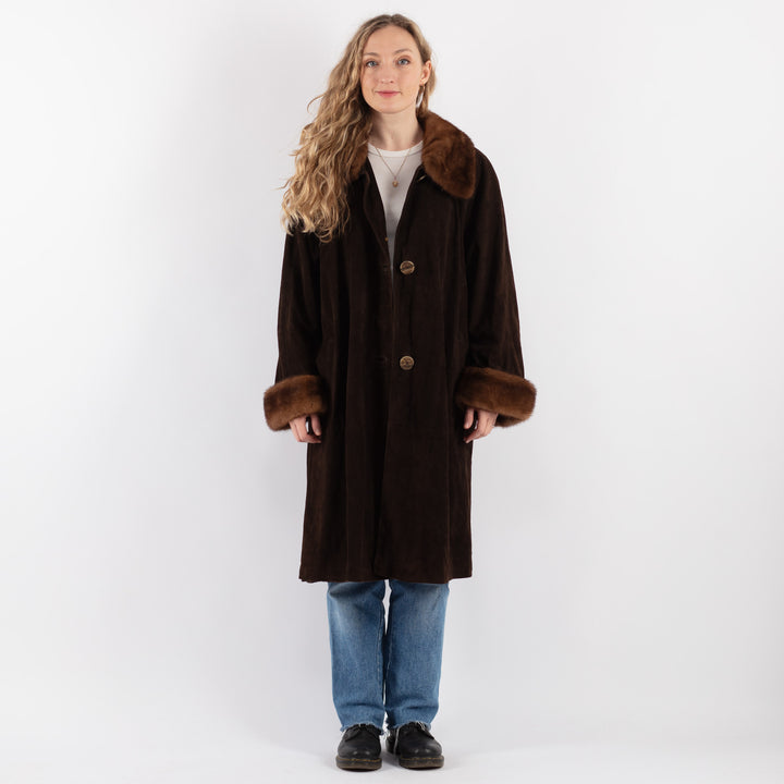 Vintage 90's Women Suede Coat in Brown