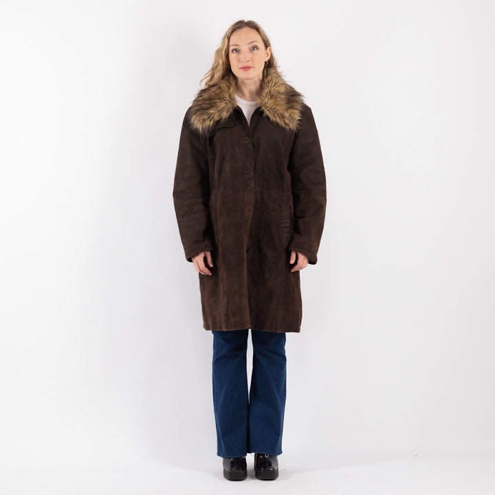 Vintage 90's Women Suede Coat in BrownV9200
