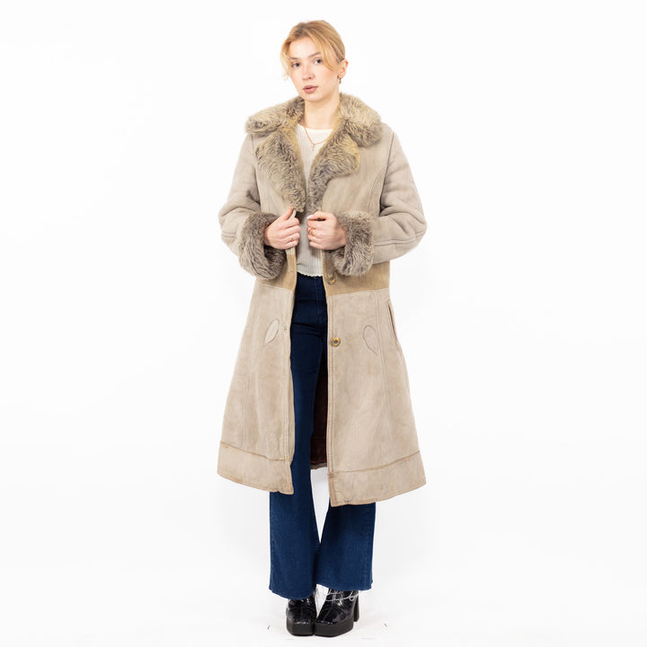 Vintage 70's Women Sheepskin Coat in BeigeA0853