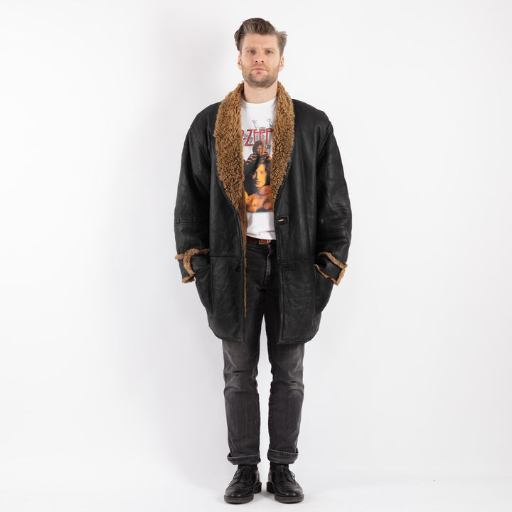 Vintage 90's Men Sheepskin Coat in BlackZ485