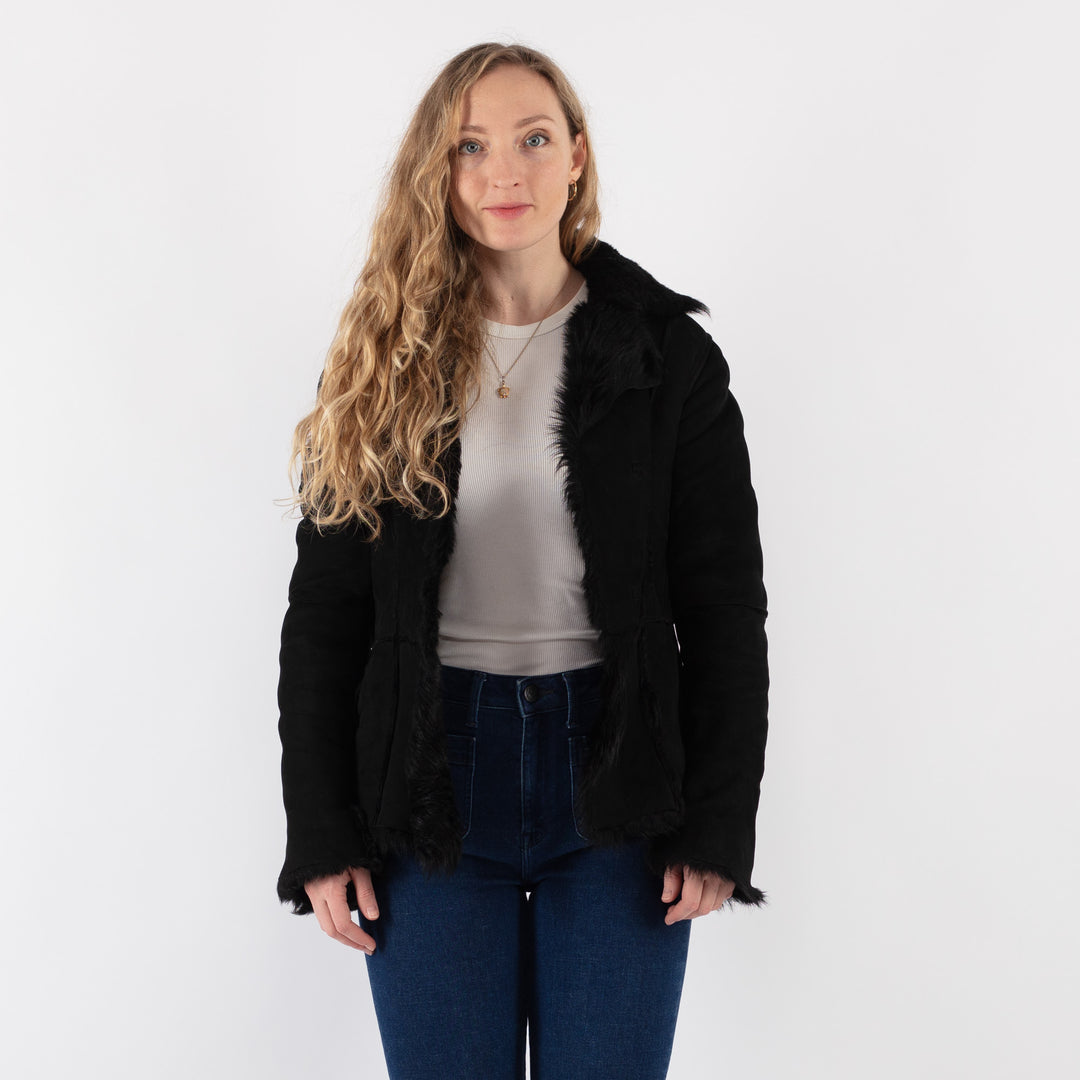 Vintage 90's Women Sheepskin Shearling Jacket in BlackV9417