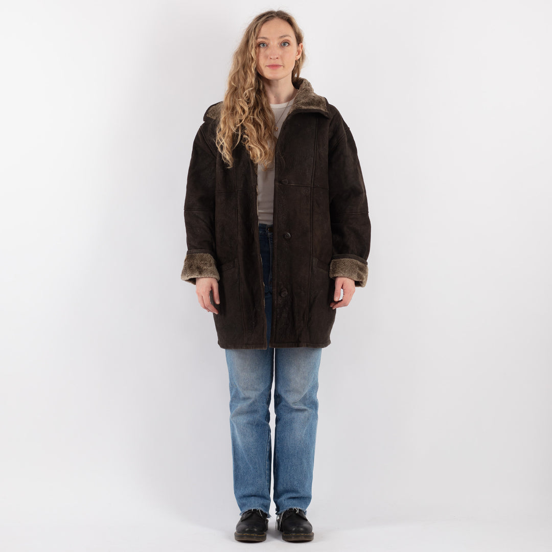 Vintage 90's Women Sheepskin Coat in Brown