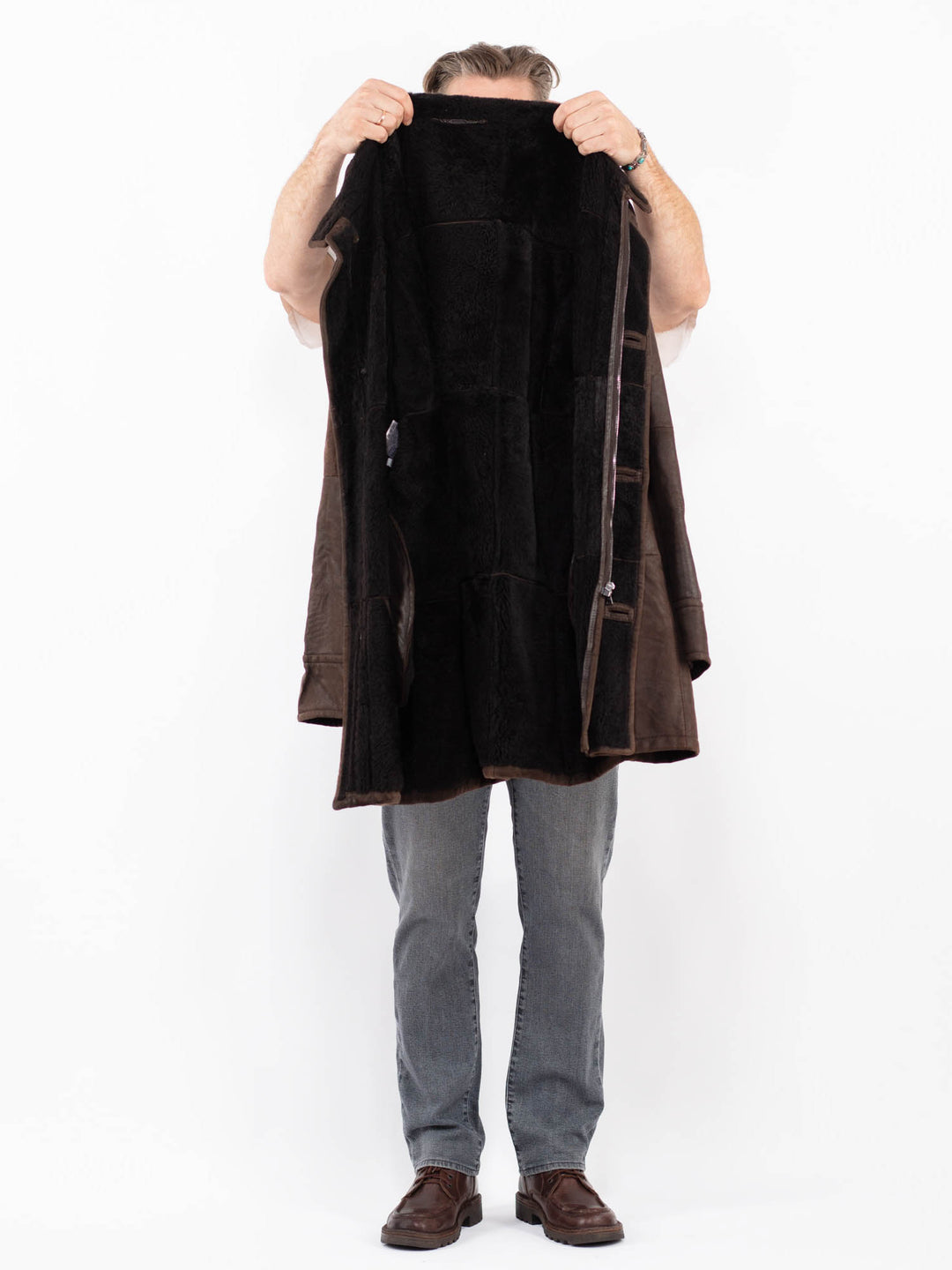 Vintage 00's Men Sheepskin Coat in BrownZ2034