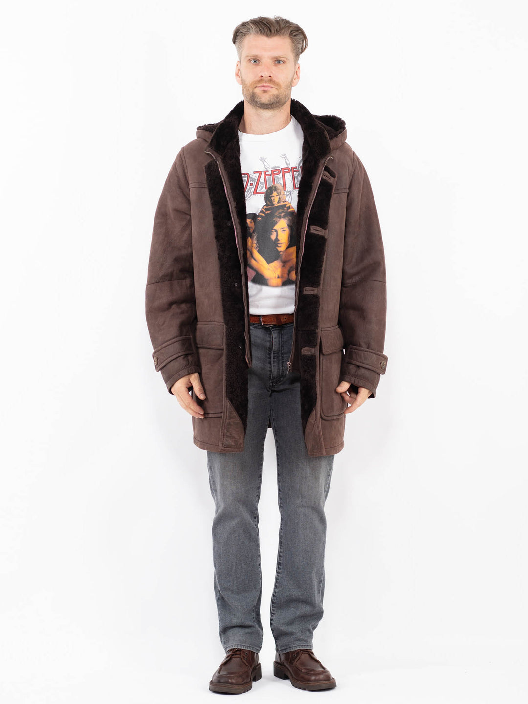 Vintage 00's Men Sheepskin Coat in BrownZ2065