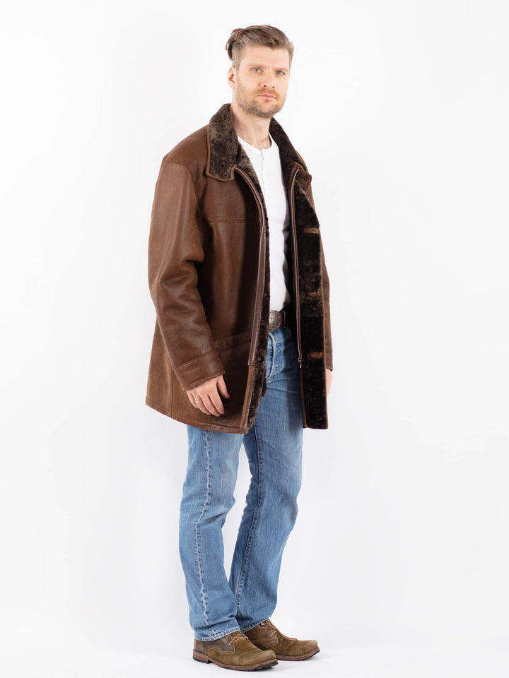 Vintage 00's Men Sheepskin Coat in BrownZ1434
