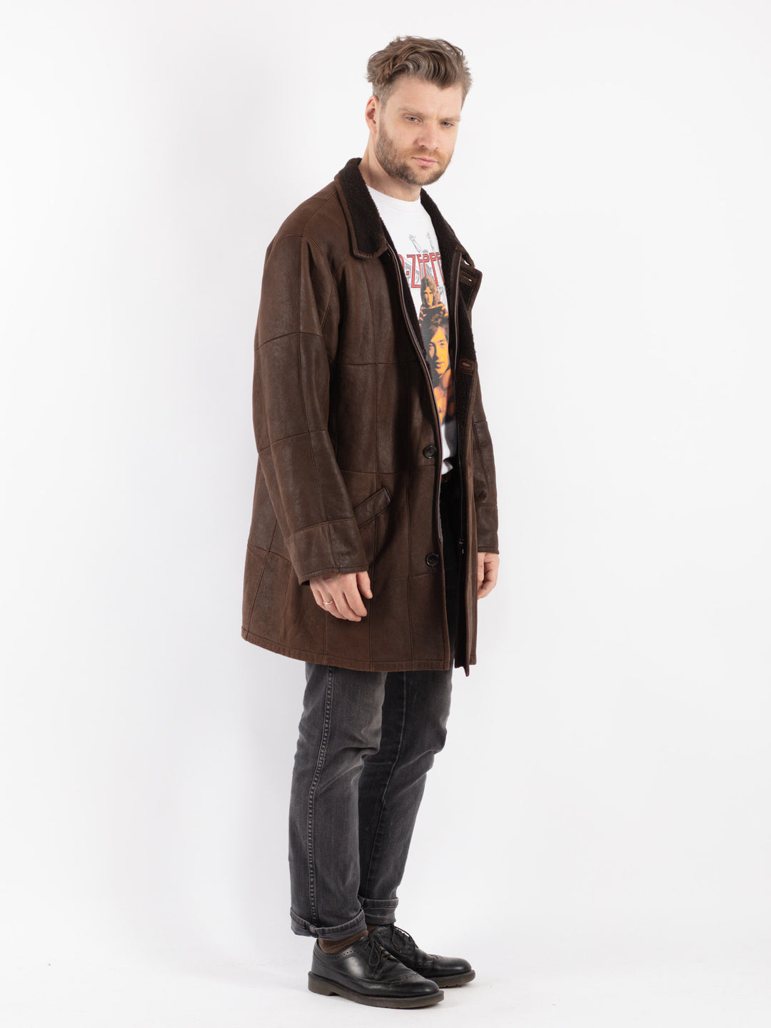Vintage 00's Men Sheepskin Coat in Brown