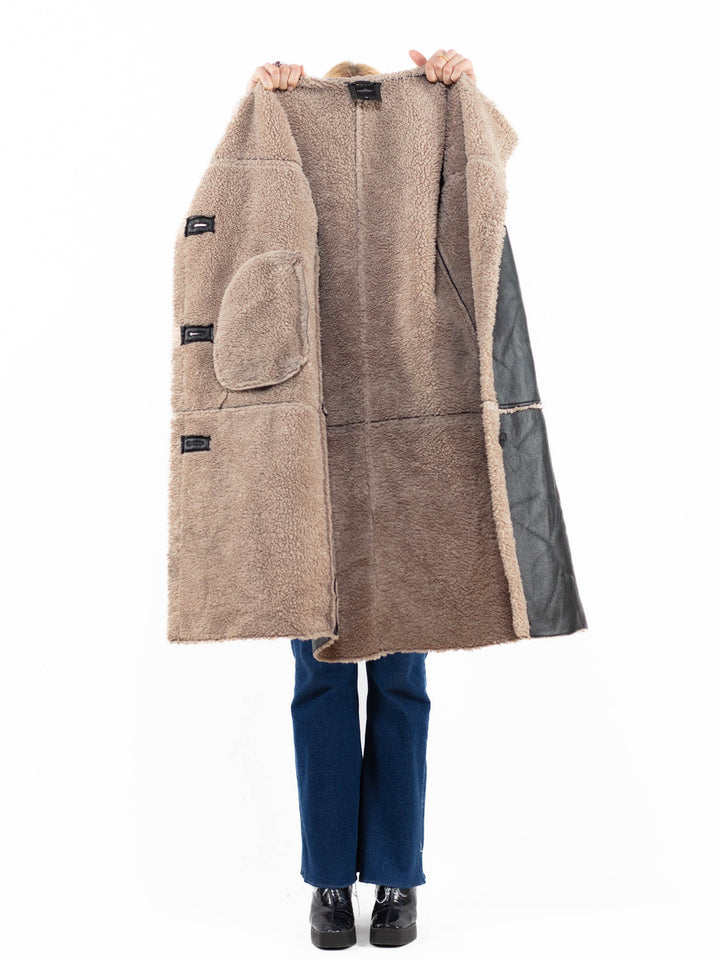 Vintage 00's Women Sheepskin Coat in BlackA0112