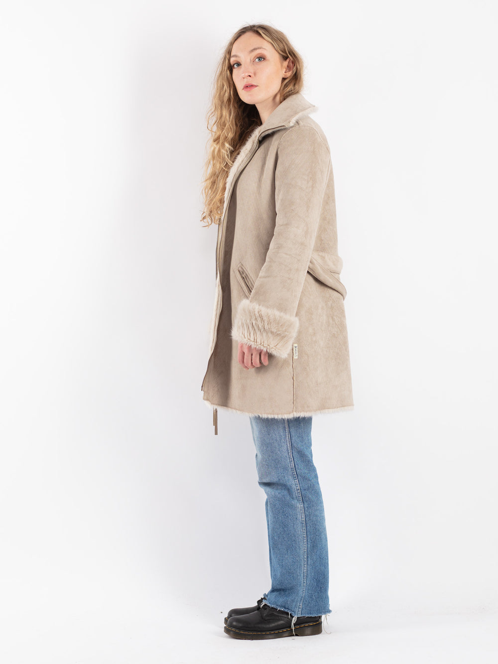 Vintage 00's Women Faux Sheepskin Coat in Beige