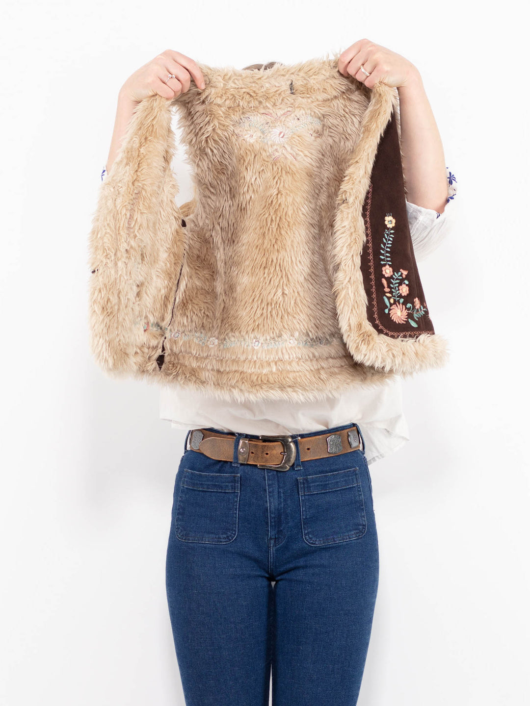 Vintage 00's Women Faux Sheepskin Vest in BrownA1026