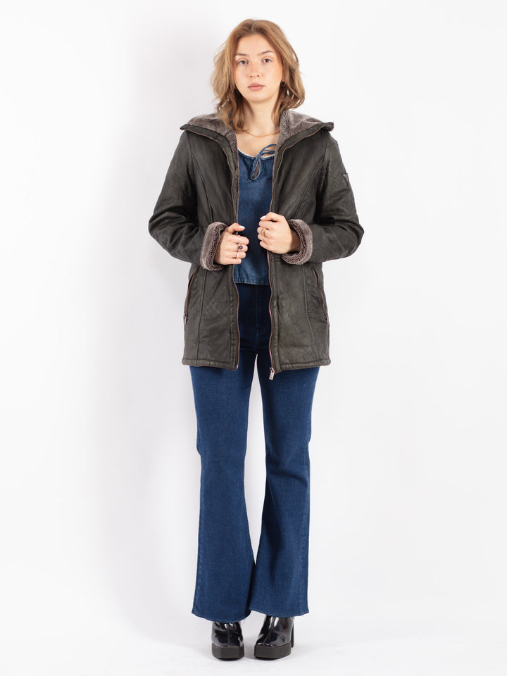 Vintage 00's Women Sherpa Jacket in Black