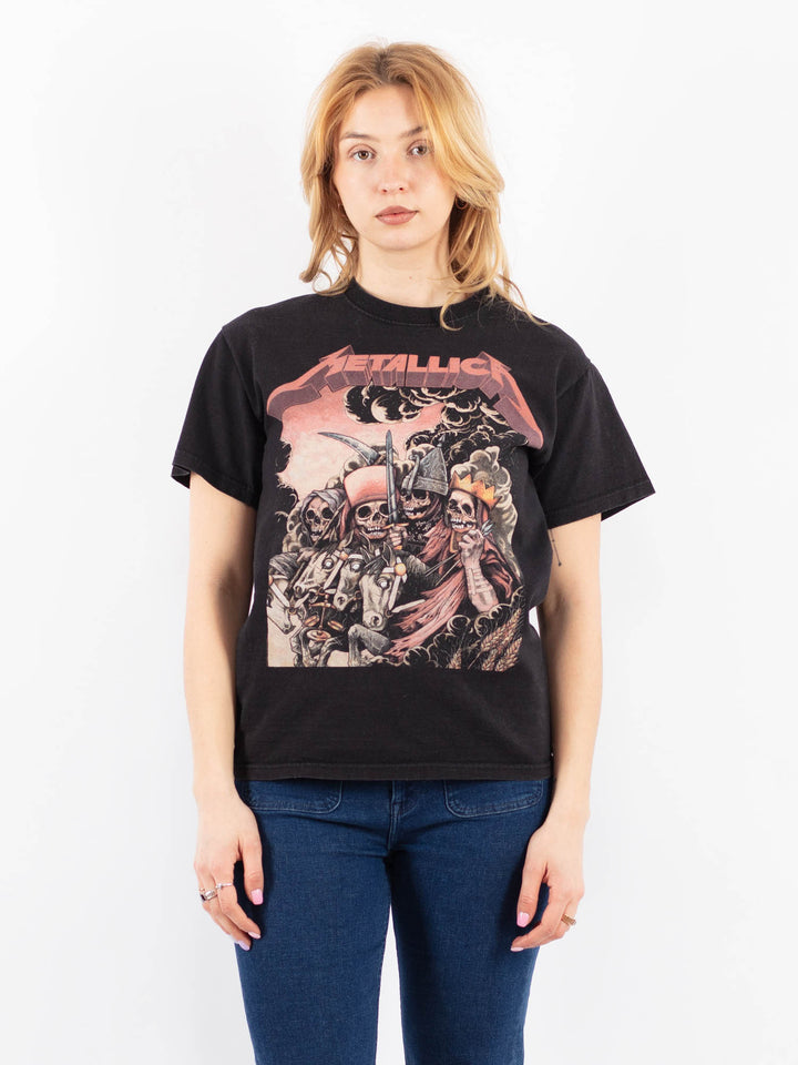 Vintage 00's Women Metallica Print T-Shirt in Black