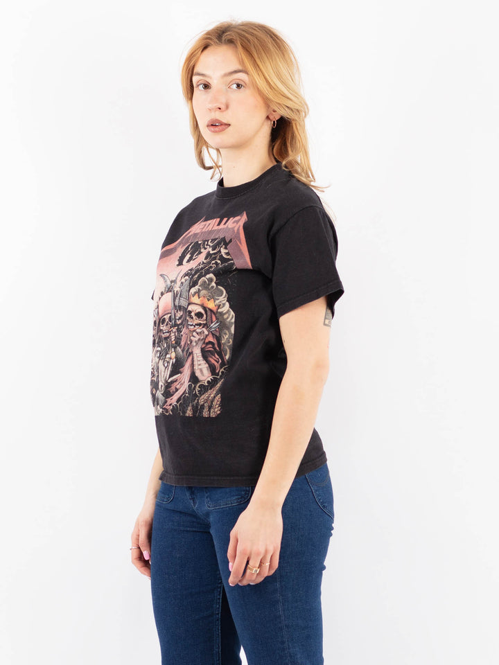 Vintage 00's Women Metallica Print T-Shirt in Black